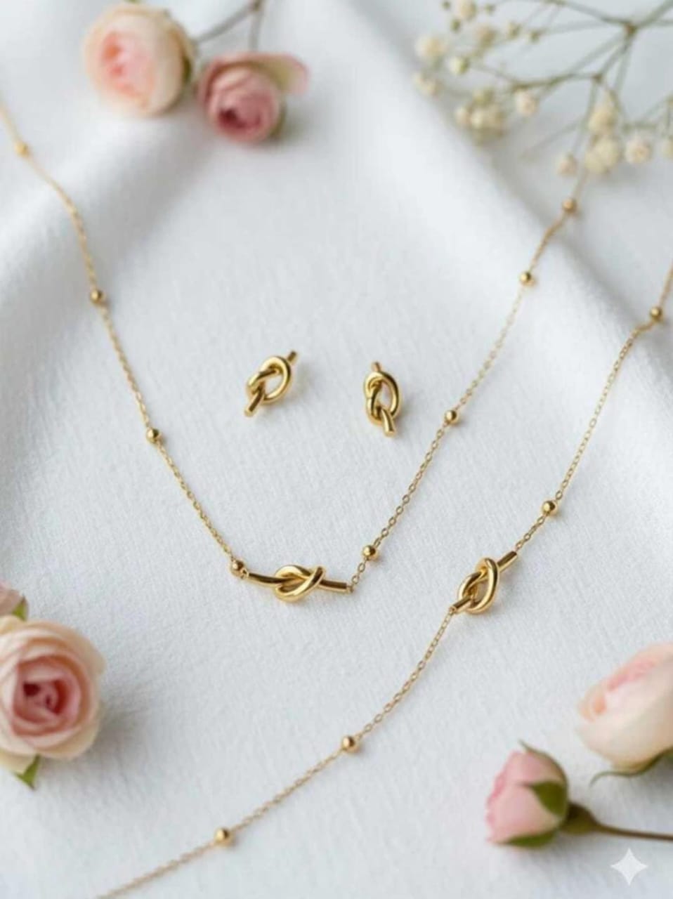 Gold Leaf Necklace Set